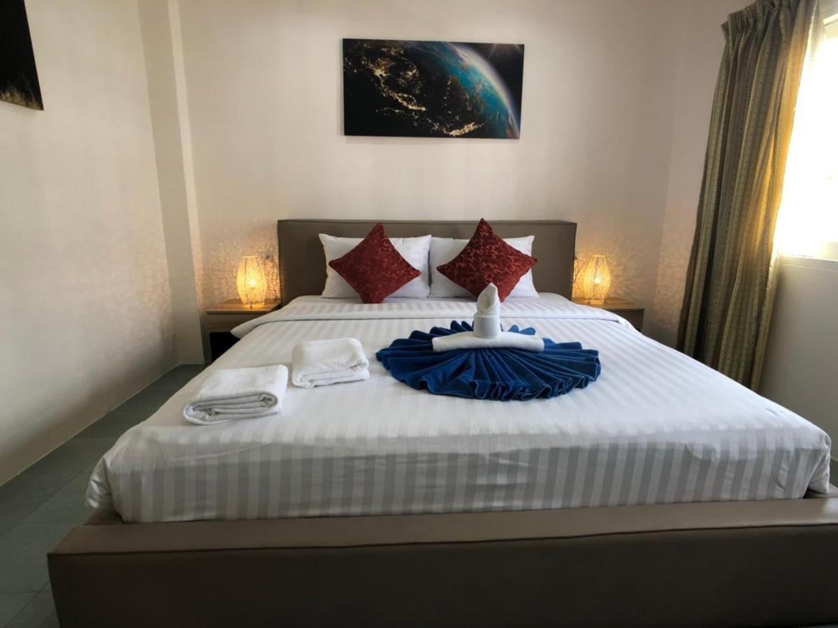 Inn Dulgence Patong Екстер'єр фото